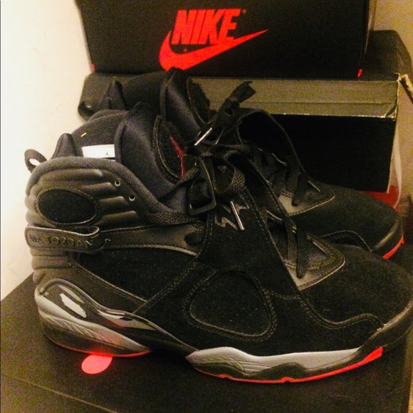 Bred 8s - Picture 2 of 5